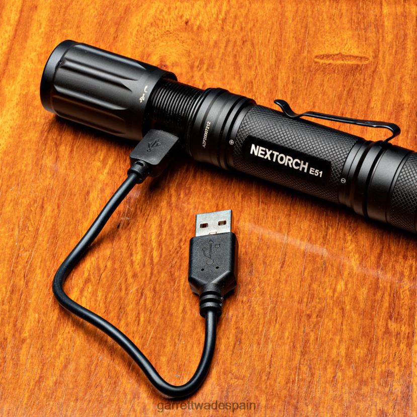 Garrett Wade Linterna recargable de alta tecnología de 1400 lúmenes. exterior HD0288341