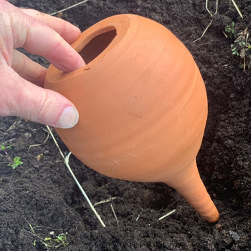 Garrett Wade Hidratante de plantas en contenedor de terracota mediano en forma de lágrima jardín HD0288233